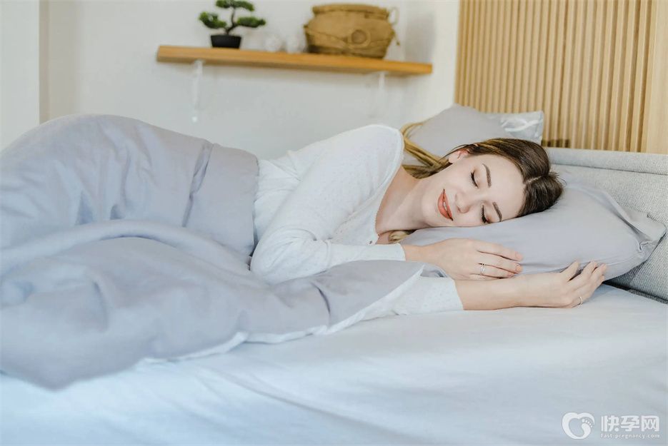 促进睡眠安神健脑的10种食物，多吃让你告别失眠紧张压力大