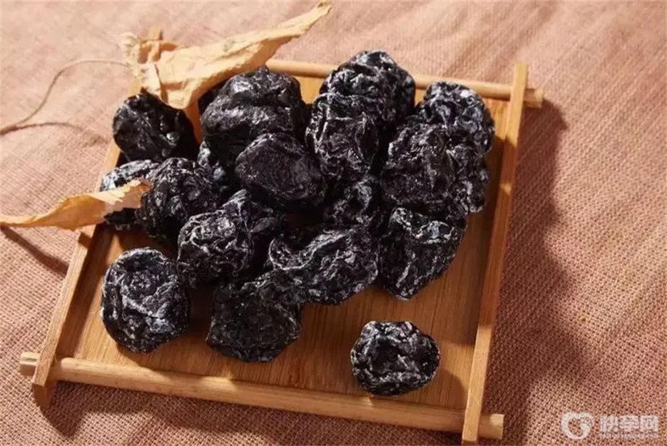 健康指南：经常吃乌梅对人体的2个害处，早知早受益