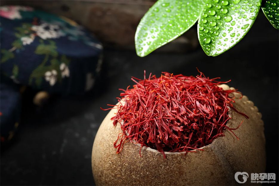 一文解读：女人喝藏红花的好处与坏处，早知早受益