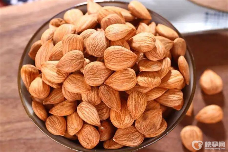 盘点女性常吃杏仁的5个好处，营养又解馋