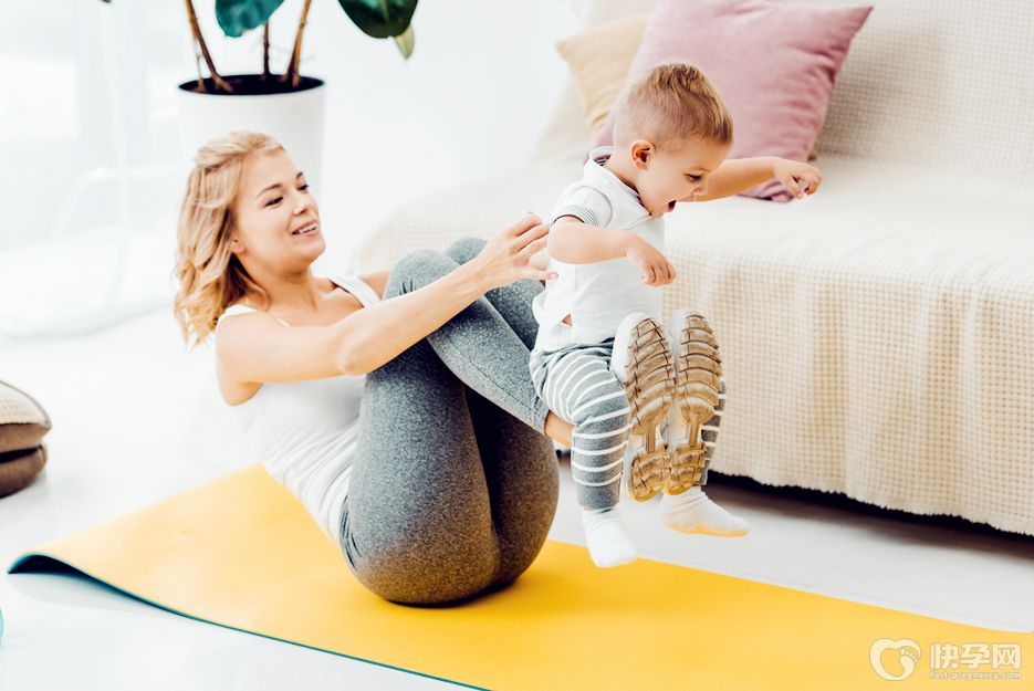 女性每天喝蜂蜜水好吗？好，2025赠你女性每天喝蜂蜜水的好处