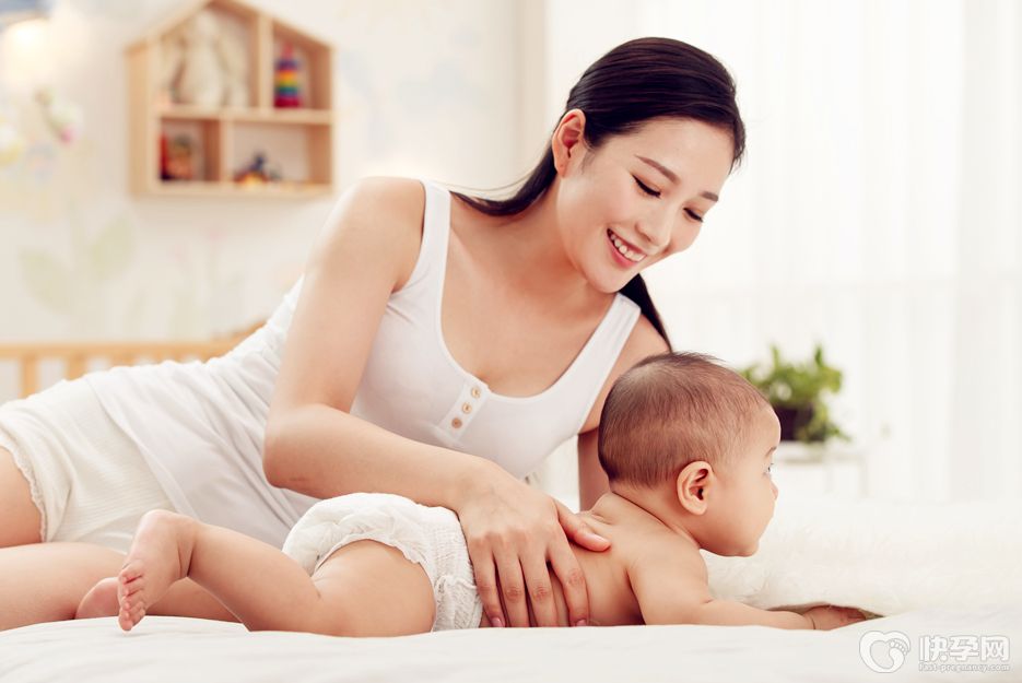 白衣服变黄怎么样才能洗白？2025赠你白衣服变黄洗白小妙招