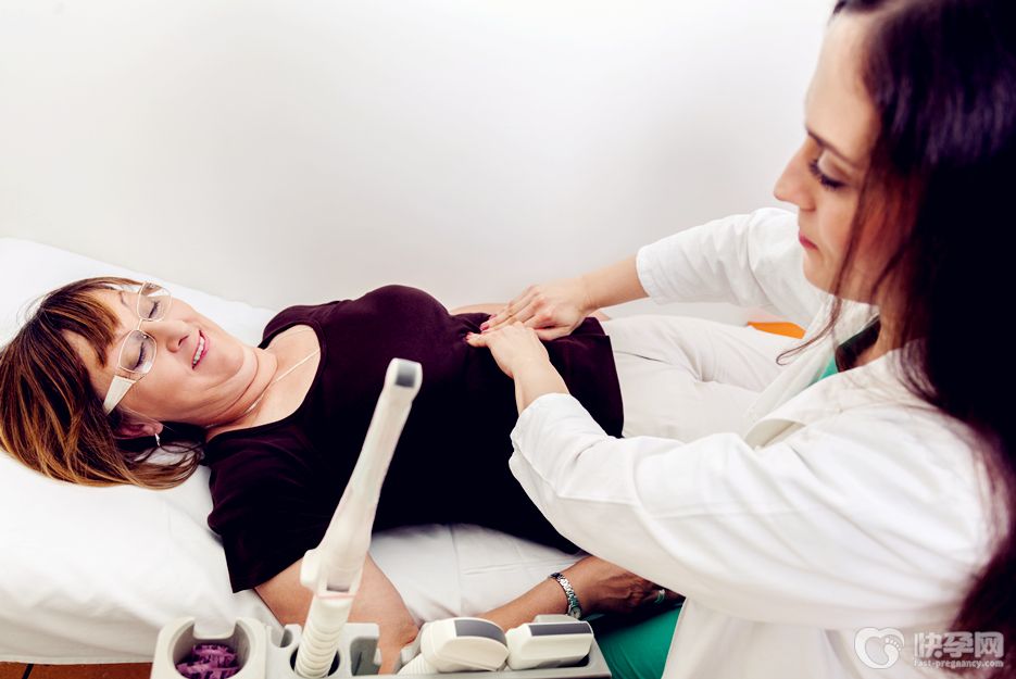 站立时间长小腿肿胀是怎么回事？2025赠你站立时间长小腿肿胀的原因