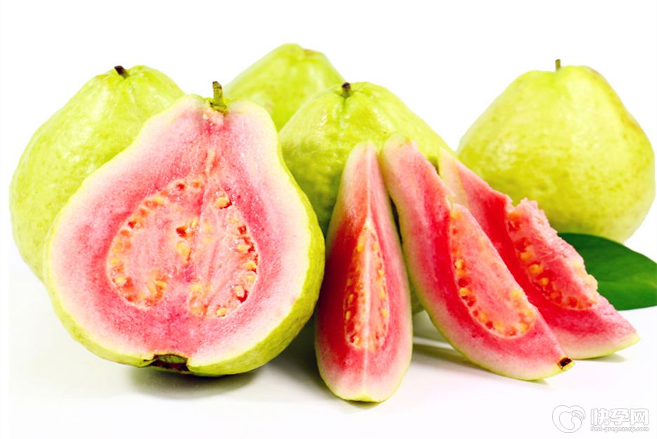芭乐果吃皮还是瓤？2025赠你芭乐果的正确吃法
