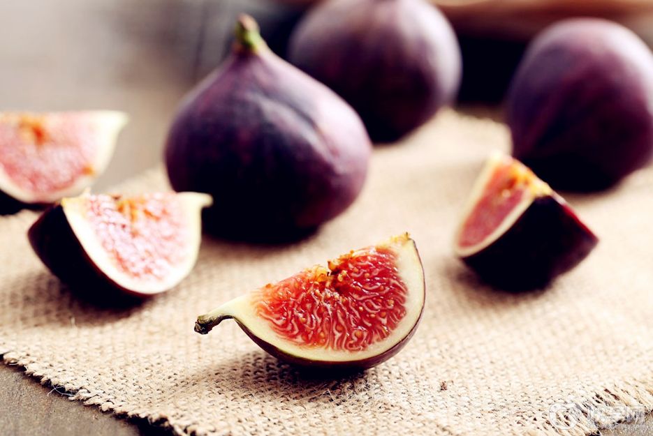无花果功效与作用是什么？2025赠你无花果的功效与作用