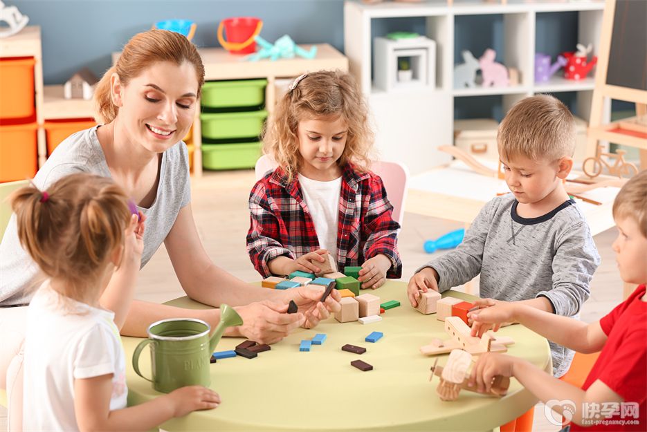 生女儿压力大还是儿子压力大？看完你就明白了！