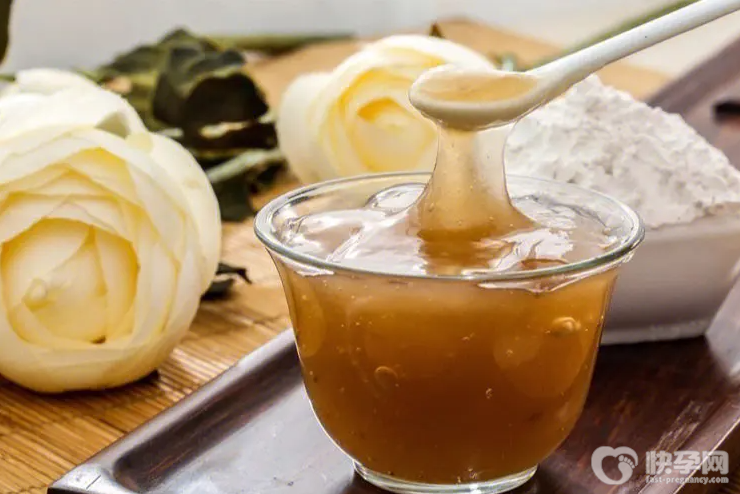 葛根粉的正确吃法是用开水冲服，葛根粉怎么吃有讲究