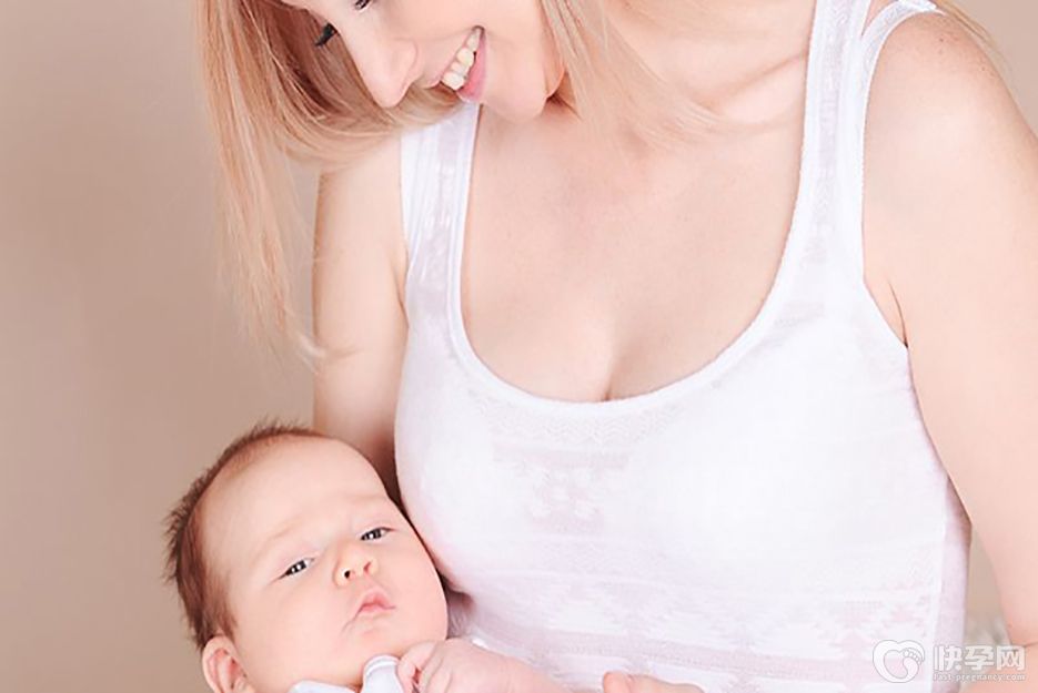 女人产后如何补气血,三个方法助你养出好气色,肌肤红润有光泽