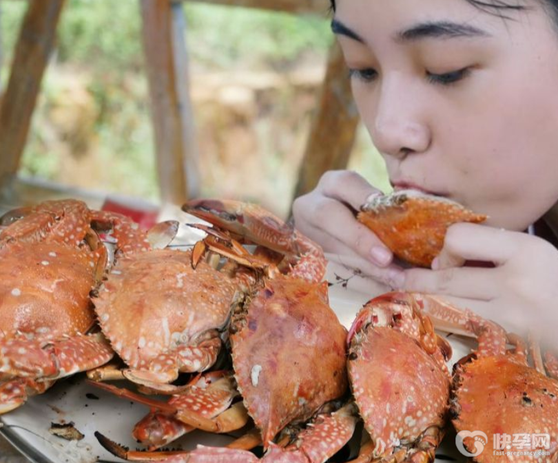 女生一次可以吃多少螃蟹，超过4只小心宫寒还有痛风