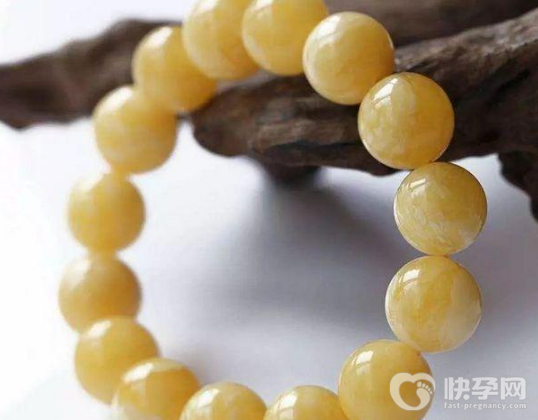 女人戴蜜蜡有什么好处，这7个你必须知道