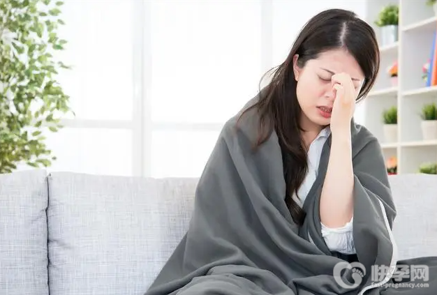 肝火旺会出现什么症状，这5个异常，提示你该去肝火了