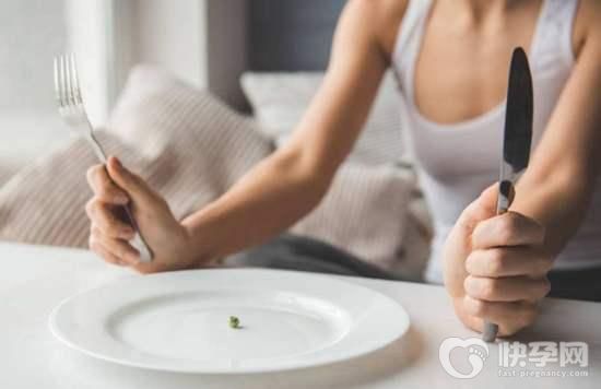 厌食症有哪些症状？厌食症要如何改善？