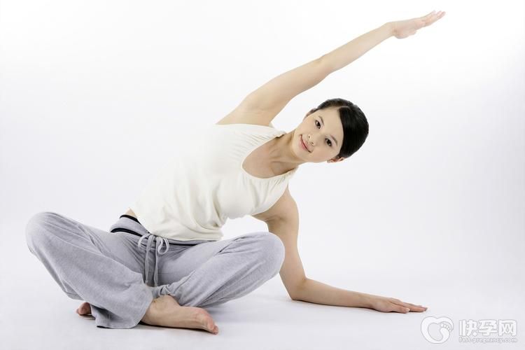 10分钟超有效燃脂瘦身瑜伽怎么做？有燃脂效果的5种瑜伽动作