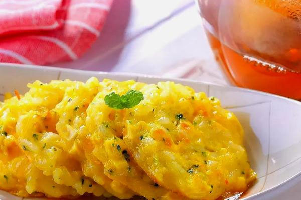 婴儿添加辅食便秘的解决方法？婴儿添加辅食的好处？