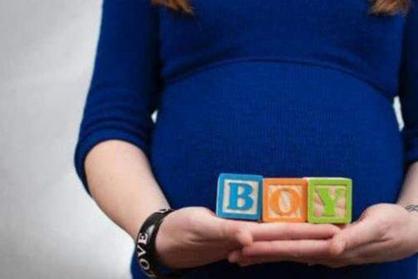 怀男宝和女宝乳房变化不一样 这4个方面最好区分