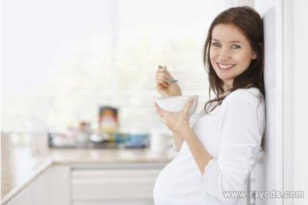 都说怀男孩嘴馋 怀男宝馋还是怀女宝馋