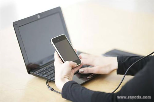 穿防辐射服可以玩手机吗？经常玩手机需要穿防辐射服吗