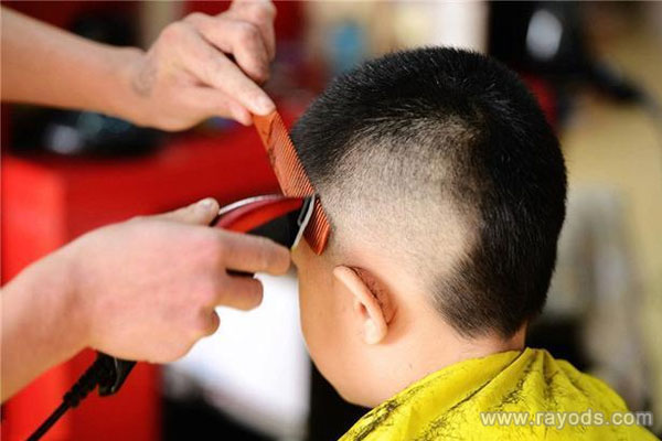 婴儿理发器哪款好？婴儿理发器怎么用