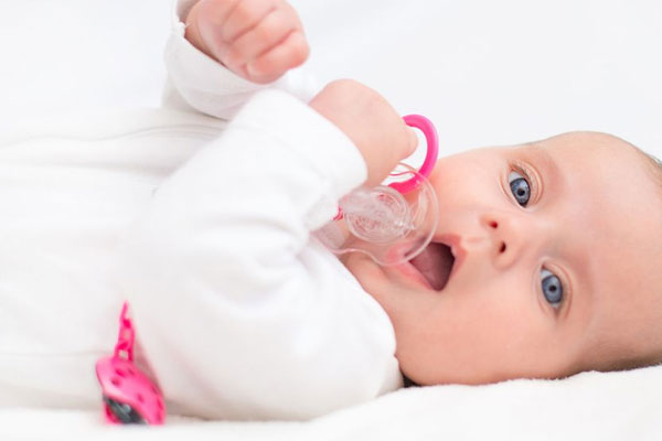 如何给宝宝断奶最科学？妈妈给宝宝断奶注意事项