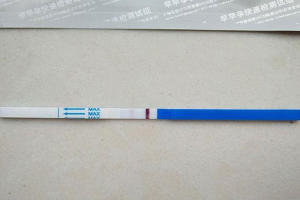 早孕试纸颜色辩男女不能信，做B超测胎儿性别才最科学