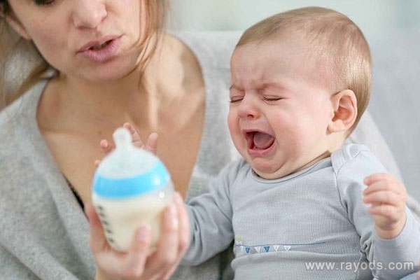 宝宝厌奶期发生在什么时候？宝宝厌奶期持续时间多久？