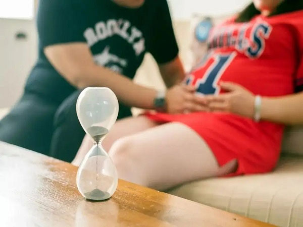 当老师几月份生孩子合适，休假时间长要把握好