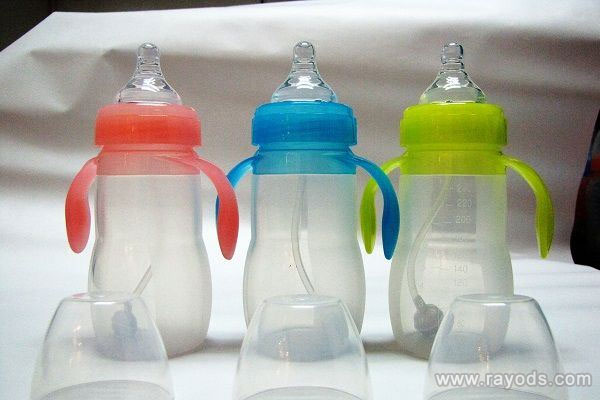 硅胶和玻璃奶瓶哪种好？玻璃、硅胶奶瓶对比