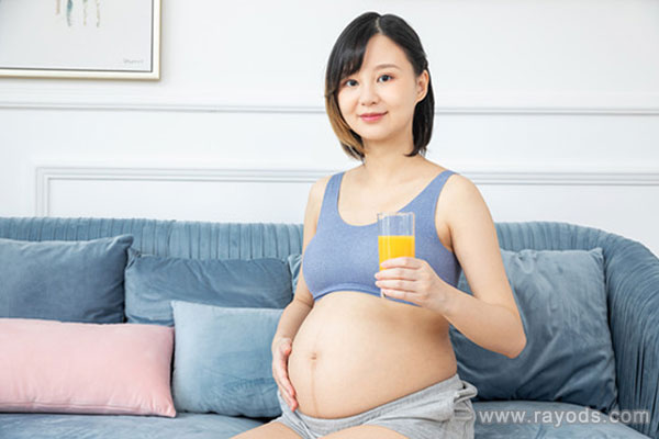 孕妇血糖高有哪些明显的症状，以及如何预防的方法。