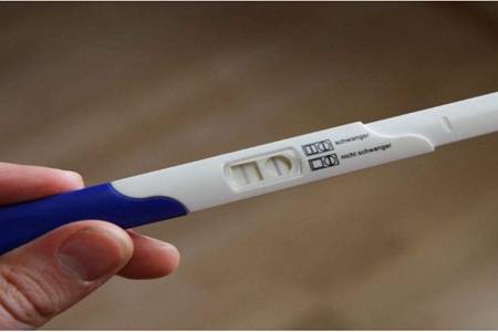 验孕棒不准六种情况,验孕棒两条杠不一定是怀孕