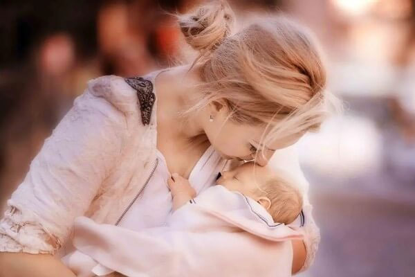 生男孩儿黄道吉日选单日子还是双日子好？