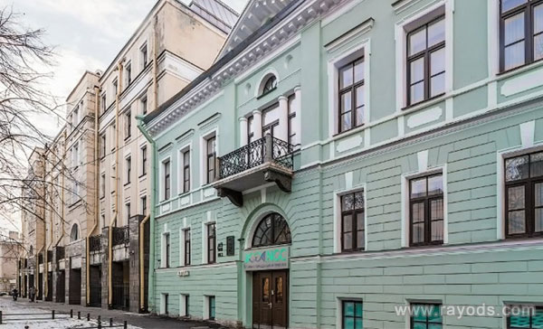 俄罗斯ngc医院地理位置是在圣彼得堡吗？