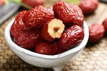 如何备孕更科学，吃这些食物增强女性体质