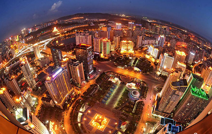 南宁做助孕试管婴儿的医院有哪些？各大医院费用及成功率分享