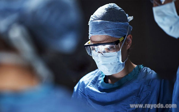 马来西亚阿尔法医院梁伟耀医生怎么样？