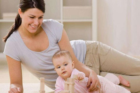 断奶用什么方法好？妈妈需要看准季节