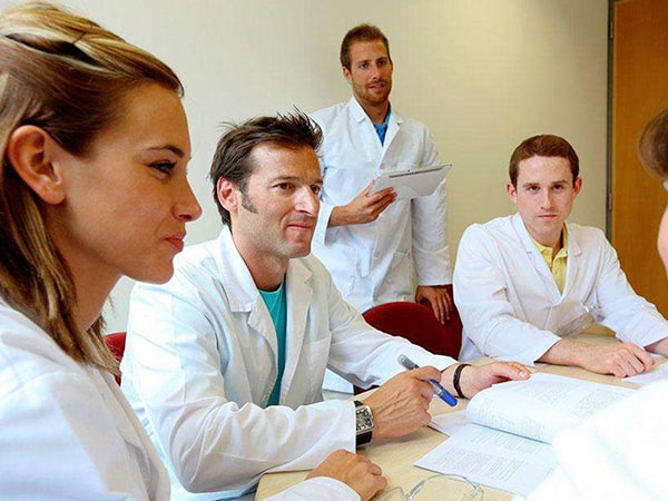 美国试管婴儿流程大揭秘，从检查到移植通通都告诉你