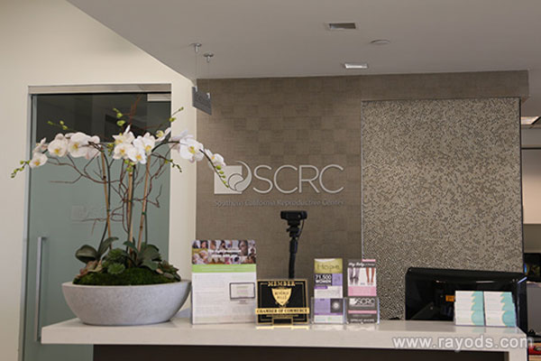 美国scrc医院冻卵10年的价格是多少?