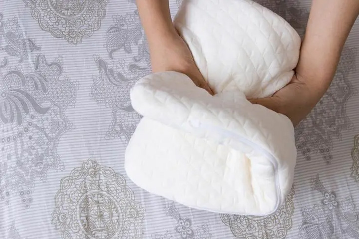 为什么许多人都说非常后悔让婴儿睡过小米枕头？