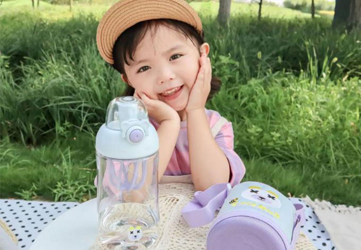 儿童水杯ppsu和tritan哪种材质夏天装开水最健康？