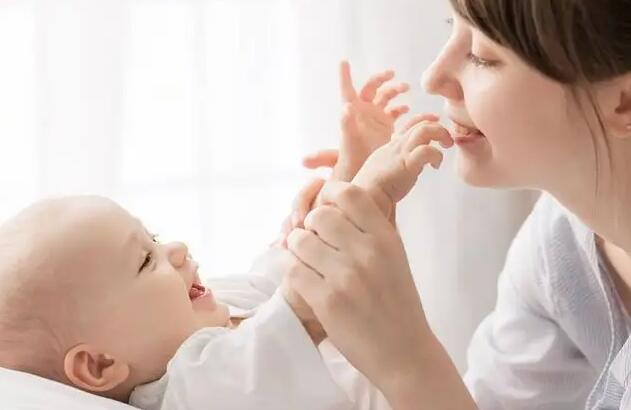 泰国代怀生子需要多少钱？附详细试管代怀费用？