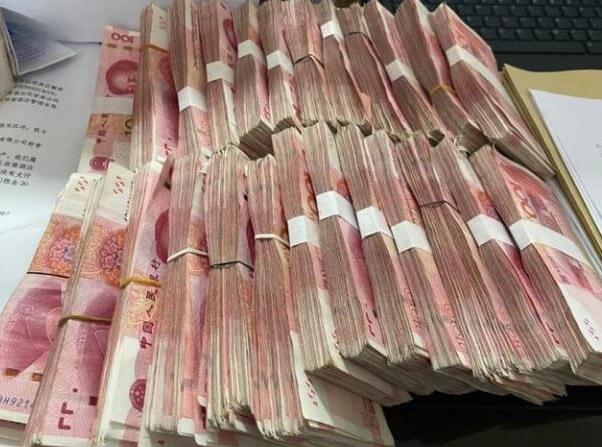 十堰市人民医院做试管婴儿费用大约多少钱？附试管价格表？