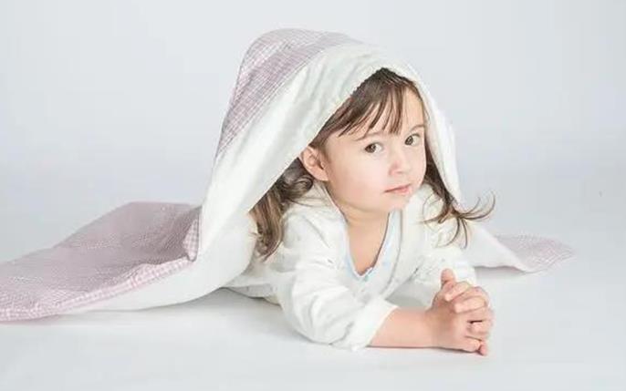 成都华西第二医院做供卵试管婴儿包生男孩费用大概需要多少钱？