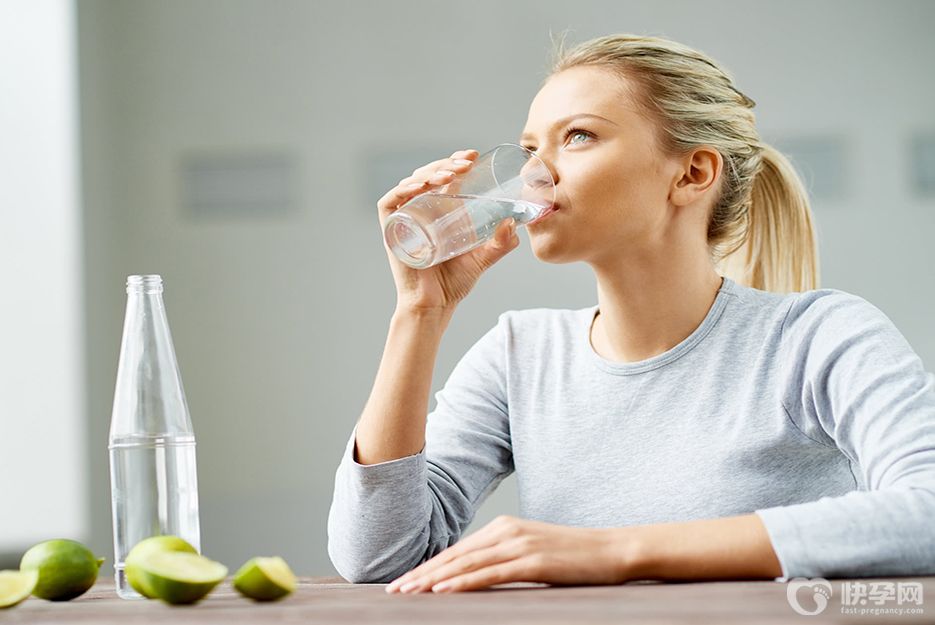 涨知识了原来在试管婴儿中饮水也有讲究