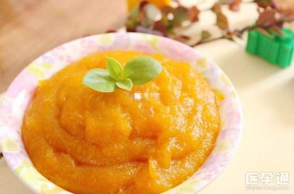 适合一周岁的宝宝食谱及做法整理，南瓜泥、苹果泥最简单！