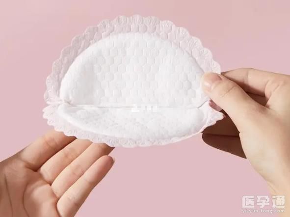 为什么专家不建议用防溢乳垫？小心变成细菌的“温床”！