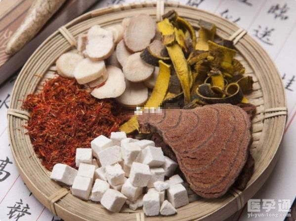 中药不是随便就能给孩子喝，错服影响生长发育不是玩笑话！