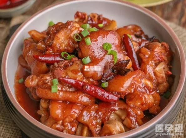 民间调理女性气血不足偏方汇总，照着吃就能把气血补起来！