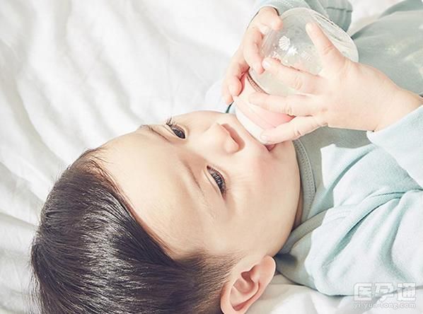 2024年哺乳假实施新规定，一天2小时是谣言不可信！