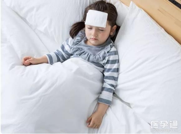 3岁孩子高烧4天吃了20次退烧药体温还没降该怎么办？