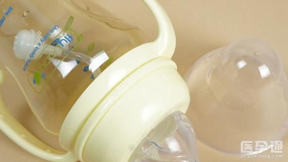 ppsu和玻璃的奶瓶哪种更适合新生儿使用？哪种材质更安全？
